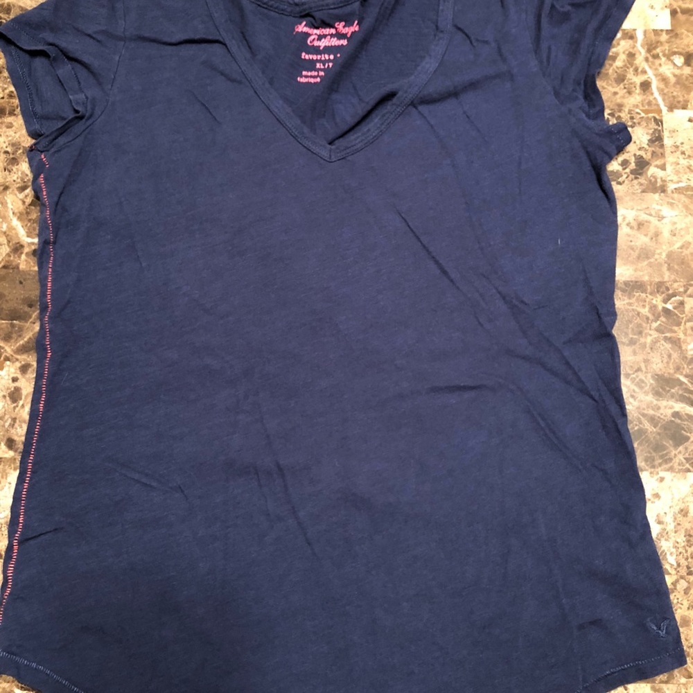 American Eagle favorite tee. XL.